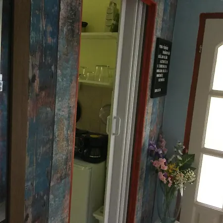 Balatongyoengye Vendeghaz 3*