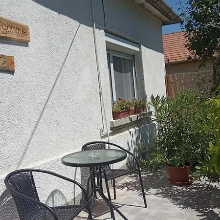 Balatongyoengye Vendeghaz Гостевой дом 3*