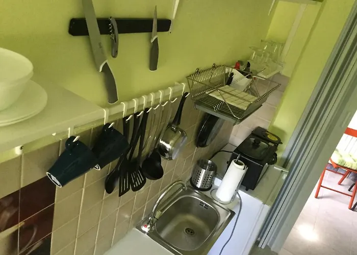 Balatongyoengye Vendeghaz Гостевой дом Kungos