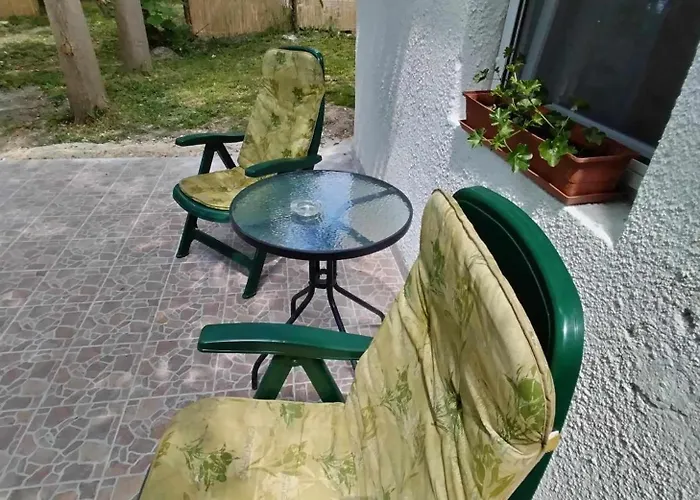 Balatongyoengye Vendeghaz בית הארחה 3*